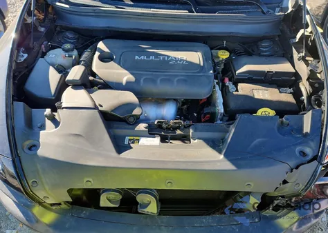 2015 Jeep Cherokee Trailhawk z USA, uszkodzony, nr VIN 1C4PJMBB0FW563718